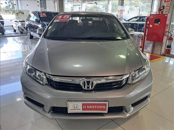 HONDA CIVIC 1.8 LXS 16V FLEX 4P AUTOMÁTICO